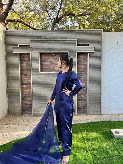 ZENTRA outfit styled for Instagram @thezentra.co